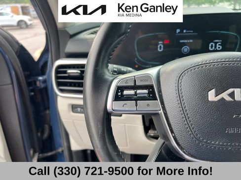 Certified 2024 Kia Telluride S w/ S Sunroof Package AWD/4WD image 31