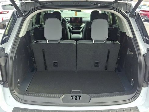 New 2026 Ford Explorer Active w/ Active Comfort Package image 19