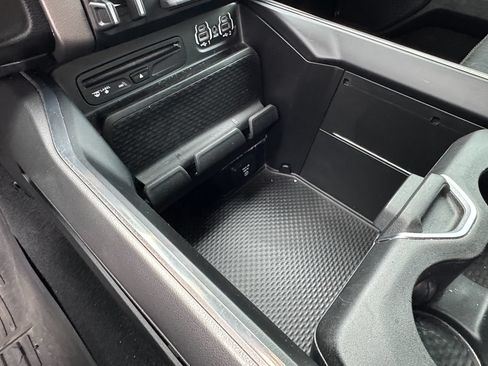 Used 2019 RAM 1500 Sport w/ Level 2 Equipment Group AWD/4WD image 19