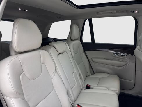 Used 2017 Volvo XC90 T6 Momentum w/ Vision Package AWD/4WD image 46