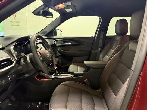 Certified 2023 Chevrolet TrailBlazer RS w/ Convenience Package FWD image 12