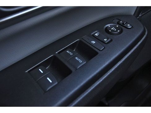 Used 2021 Honda CR-V Touring image 23
