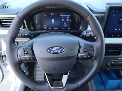 New 2026 Ford Maverick XLT AWD/4WD image 3