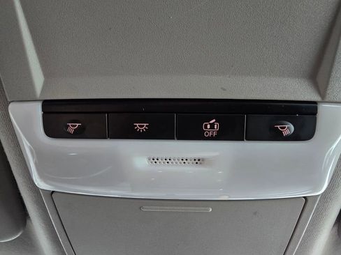 Used 2021 Nissan Sentra SV image 32