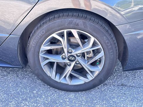 Used 2022 Hyundai Sonata SEL w/ Convenience Package FWD image 12