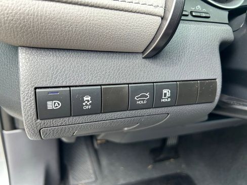 Used 2024 Toyota Camry LE w/ Convenience Package FWD image 18