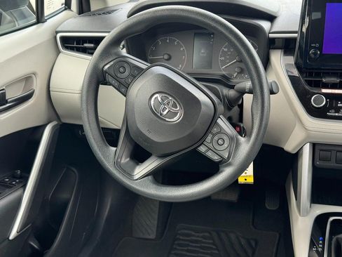 Certified 2025 Toyota Corolla Cross L FWD image 12