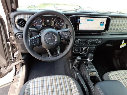New 2026 Jeep Gladiator Sport AWD/4WD image 8
