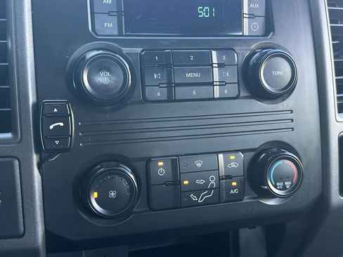 Used 2019 Ford F250 XL w/ XL Decor Group RWD image 13