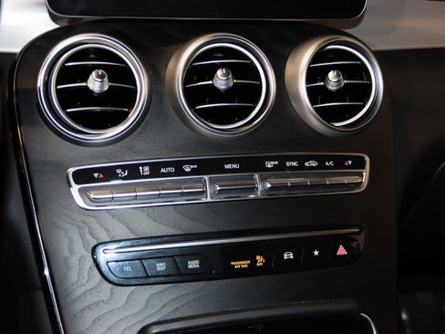 Used 2023 Mercedes-Benz GLC 300 4MATIC Coupe image 47