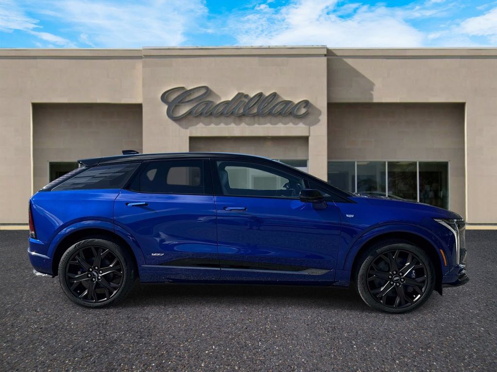 New 2027 Cadillac Optiq V w/ Deep Ocean Design Edition AWD/4WD image 2