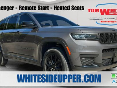 Used 2024 Jeep Grand Cherokee L Altitude