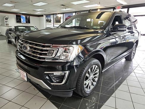 Used 2018 Ford Expedition Max Limited image 1
