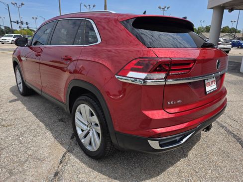 Used 2020 Volkswagen Atlas Cross Sport SEL image 7