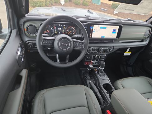 New 2026 Jeep Gladiator Mojave image 5