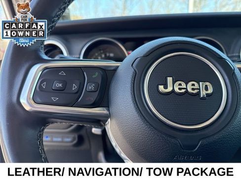 Used 2023 Jeep Wrangler Unlimited Sahara w/ Cold Weather Group AWD/4WD image 35