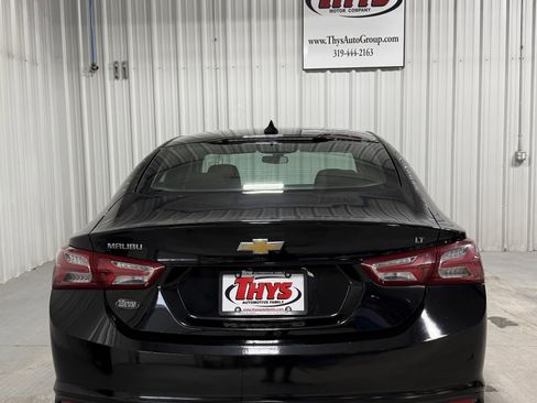 Used 2020 Chevrolet Malibu LT image 4
