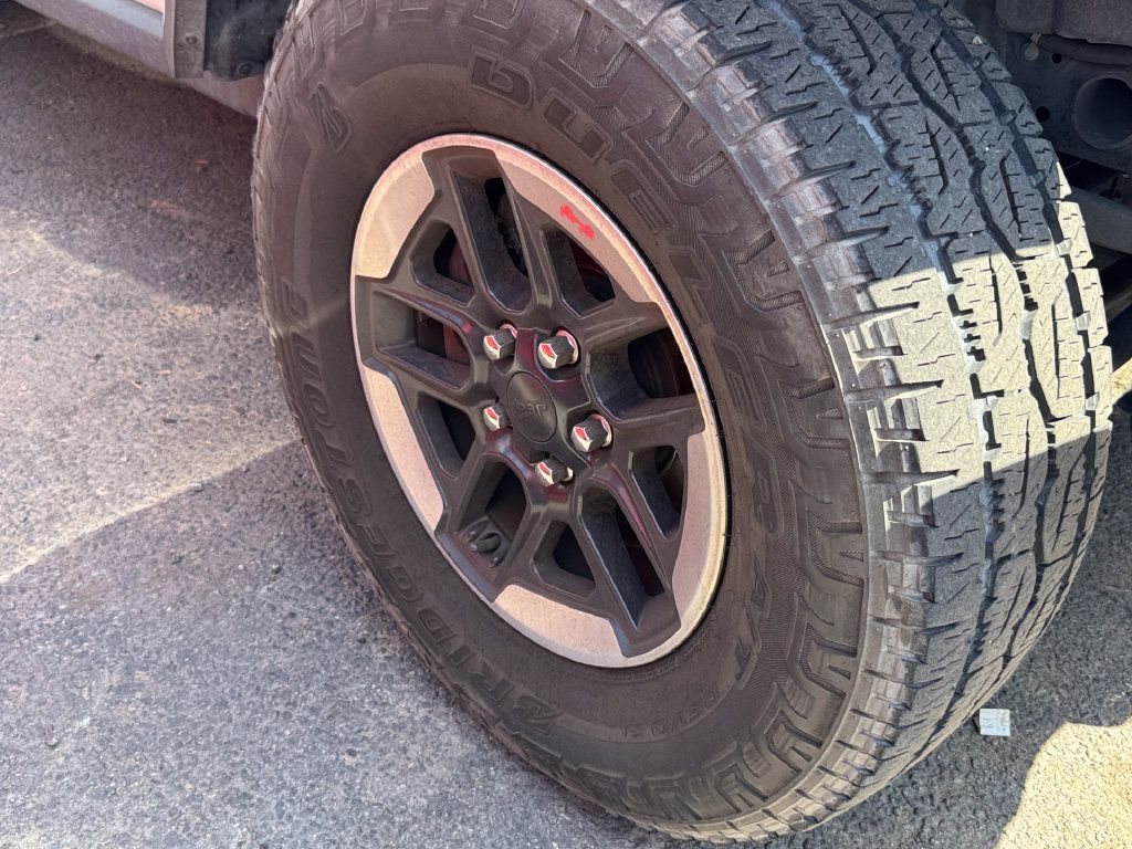 Used 2019 Jeep Wrangler Unlimited Rubicon AWD/4WD image 5
