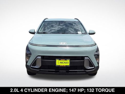Used 2024 Hyundai Kona SEL FWD image 4