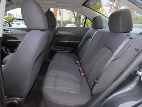 Used 2014 Chevrolet Sonic LT image 12