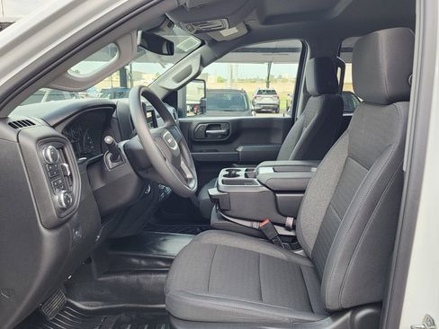 New 2026 GMC Sierra 3500 Pro w/ Convenience Package image 17