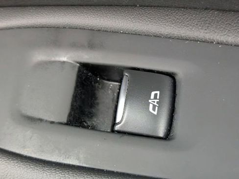 Used 2025 Cadillac XT5 Premium Luxury image 36