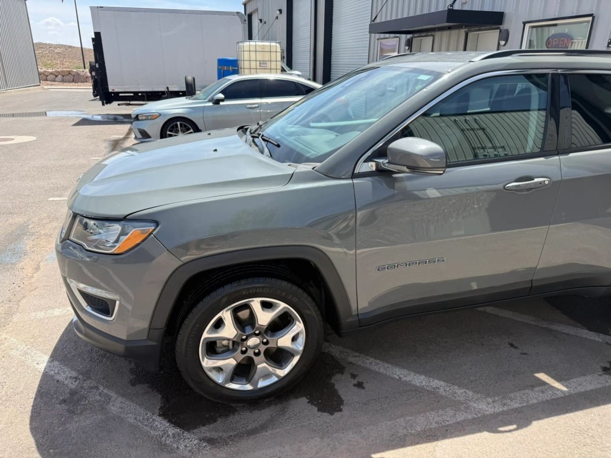 Used 2021 Jeep Compass Limited AWD/4WD image 3