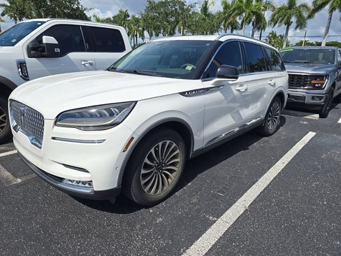 Used 2021 Lincoln Aviator Reserve w/ Equipment Group 201A AWD/4WD image 2