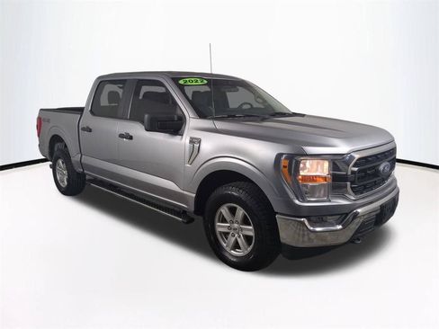 Used 2022 Ford F150 XLT w/ Trailer Tow Package AWD/4WD image 2