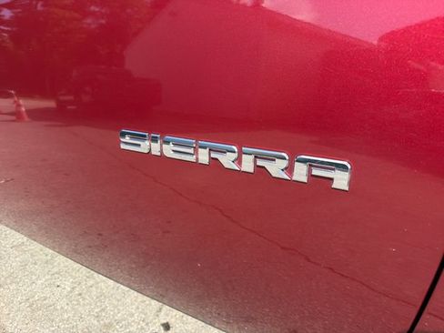 Used 2013 GMC Sierra 1500 SLT w/ SLT Convenience Package AWD/4WD image 9