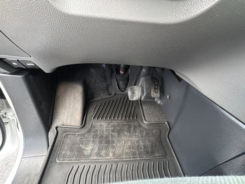 Used 2021 Nissan NV200 S w/ Back Door Glass Package FWD image 28