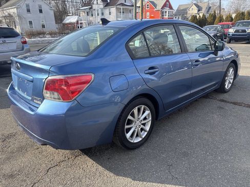 Used 2014 Subaru Impreza 2.0i Premium w/ All-Weather Package w/CVT image 5
