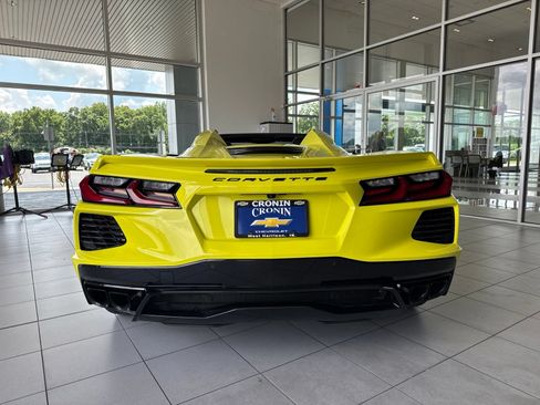 Used 2023 Chevrolet Corvette Stingray Premium Conv w/ Battery Protection Package RWD image 8