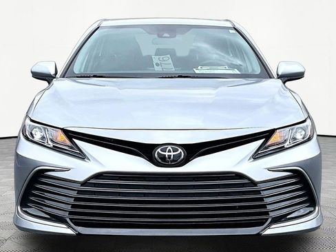 Used 2023 Toyota Camry LE FWD image 3