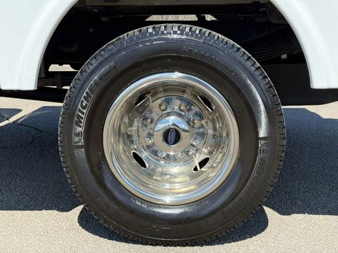 Used 2024 Ford F350 XL w/ Snow Plow Prep Package AWD/4WD image 13