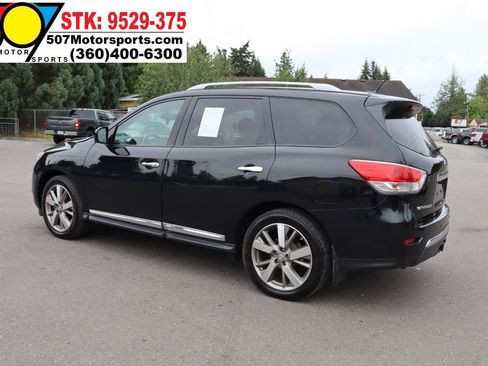 Used 2014 Nissan Pathfinder Platinum FWD image 8