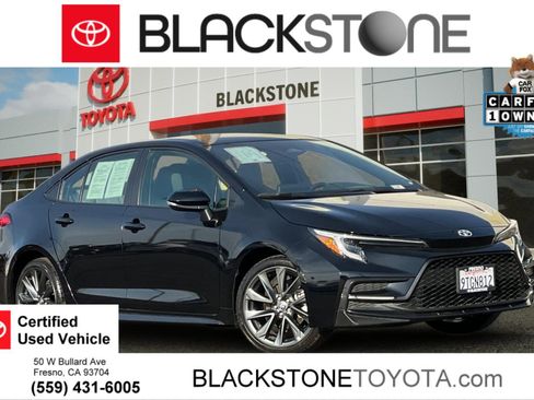 Certified 2025 Toyota Corolla SE w/ Convenience Package image 1