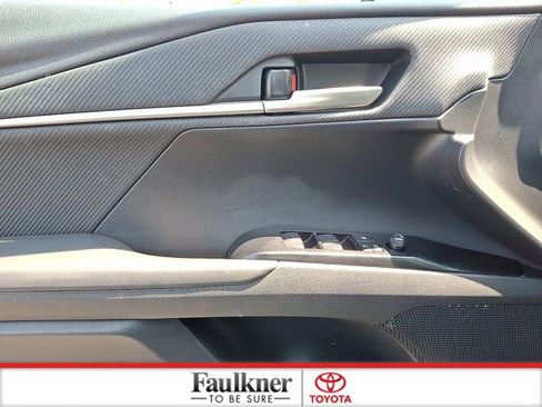 Certified 2025 Toyota Camry SE FWD image 12