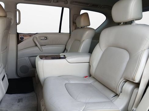 Used 2015 INFINITI QX80 2WD w/ Driver's Assistance Package image 22