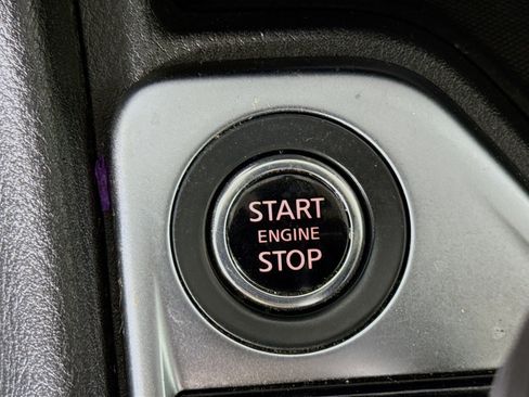 Used 2024 Nissan Sentra SR w/ Trunk Package image 21