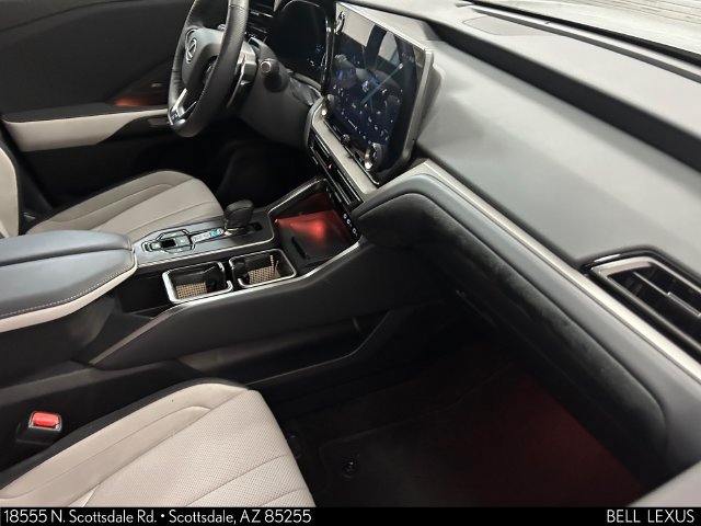 Used 2025 Lexus TX 500h AWD w/ Technology Package image 13