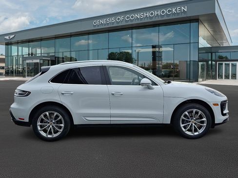Used 2022 Porsche Macan image 7