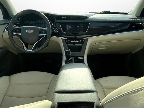 Used 2020 Cadillac XT6 Premium Luxury image 14
