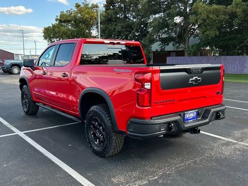 Used 2024 Chevrolet Silverado 1500 ZR2 w/ ZR2 Bison Edition AWD/4WD image 5