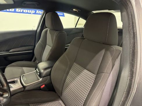 Used 2023 Dodge Charger SXT image 9