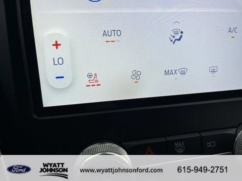 Certified 2022 Ford Edge SEL w/ Convenience Package AWD/4WD image 38