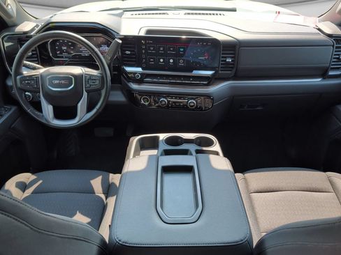 Used 2024 GMC Sierra 1500 Elevation AWD/4WD image 18