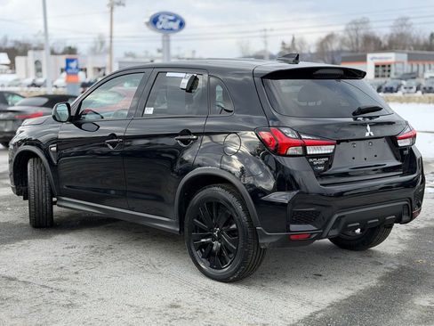 Used 2024 Mitsubishi Outlander Sport ES image 3