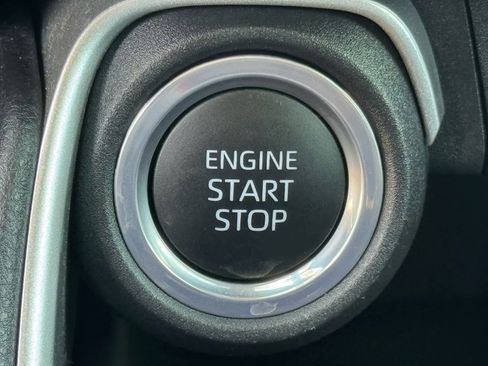 Used 2024 Toyota Grand Highlander XLE image 32