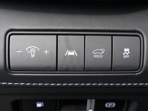 Used 2023 Hyundai Santa Fe Limited image 16